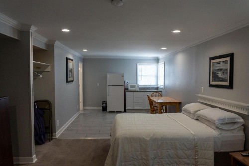 Beach Walk Hotel - image 12