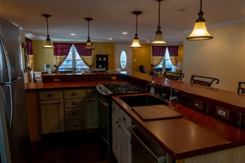 Beach Walk Hotel - image 16
