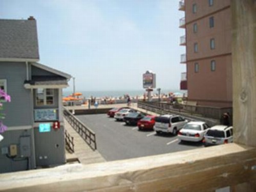 Beach Walk Hotel - image 2