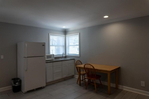Beach Walk Hotel - image 28