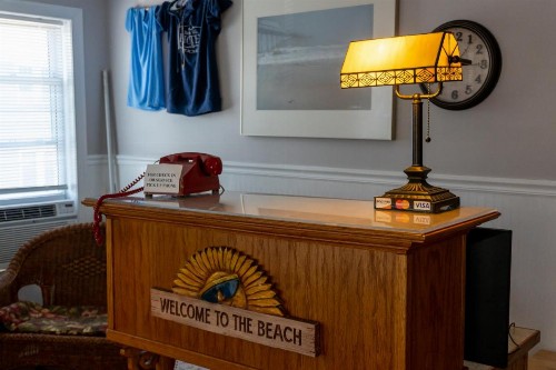 Beach Walk Hotel - image 43
