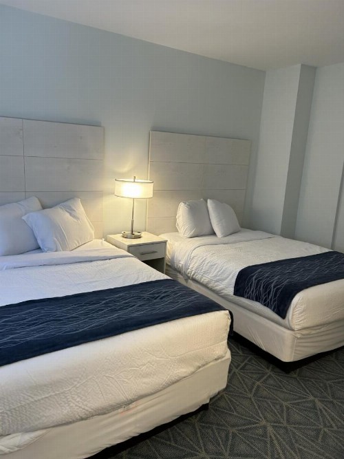The Admiral Hotel/Motel - image 36