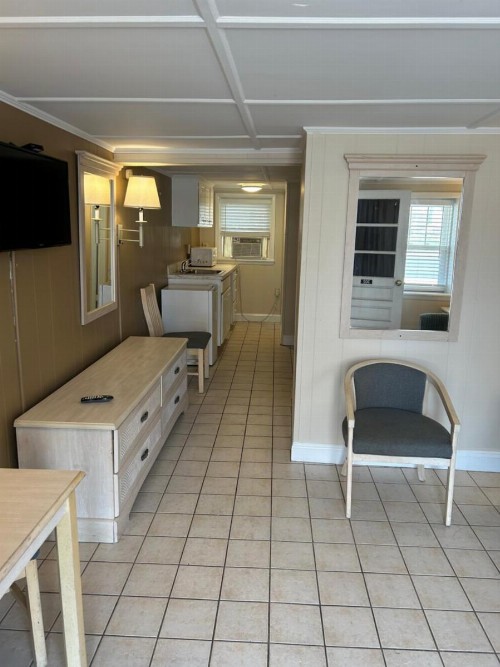 The Admiral Hotel/Motel - image 48