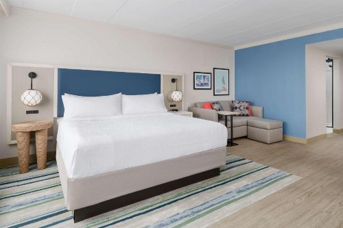 Dunes Manor Hotel & Dunes Suites - image 38