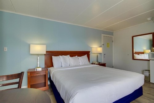 Rideau Oceanfront Motel - image 30