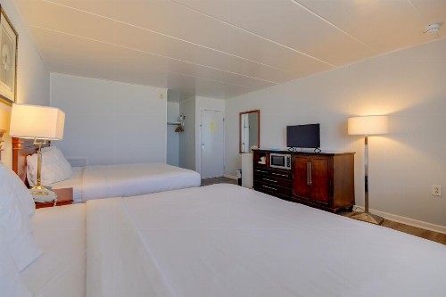 Rideau Oceanfront Motel - image 34