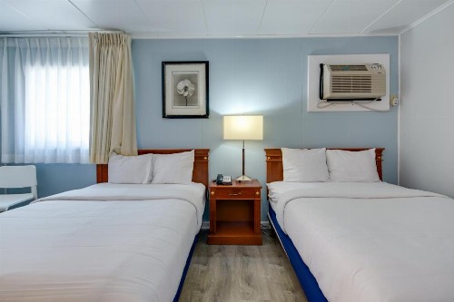 Rideau Oceanfront Motel - image 36