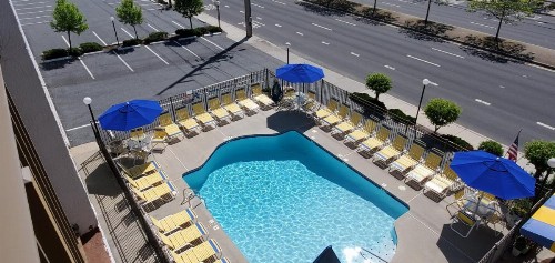 Sea Hawk Motel - image 7
