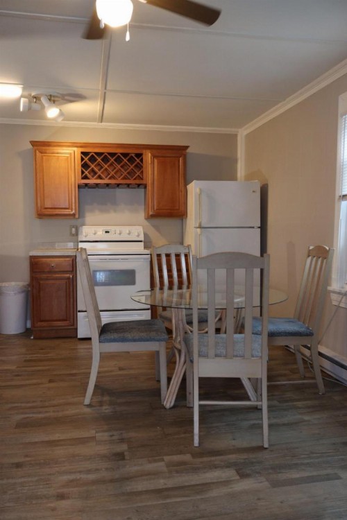 The Burgundy Inn & Homestead-Stonehaven Apartments - image 36