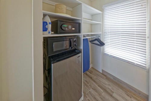 Dunes Court - image 3