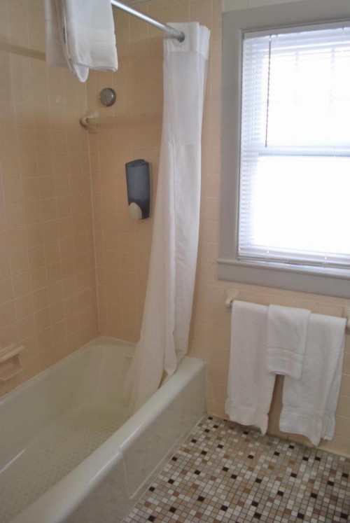 Lankford Hotel - image 25