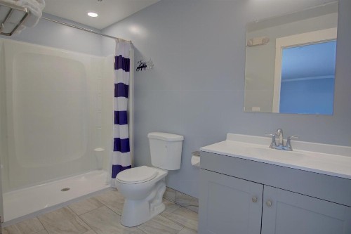 Dhimas Apartments - image 9