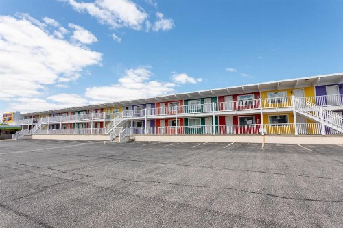 Ocean Mecca Motel & Fish Tales Boardwalk Inn - image 20