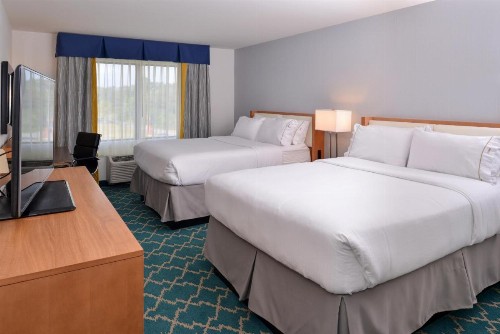 Holiday Inn Express and Suites West Ocean City an IHG Hotel - image 25