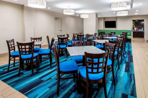 La Quinta by Wyndham Ocean City - image 27
