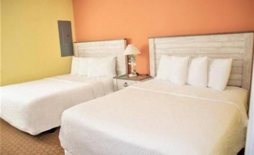 South Beach Apartment - image 18
