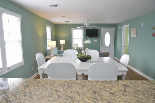 South Beach Apartment - image 4