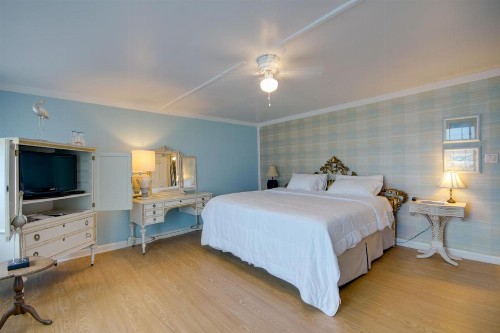 Inn on the Ocean - image 37