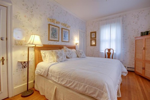 Inn on the Ocean - image 38