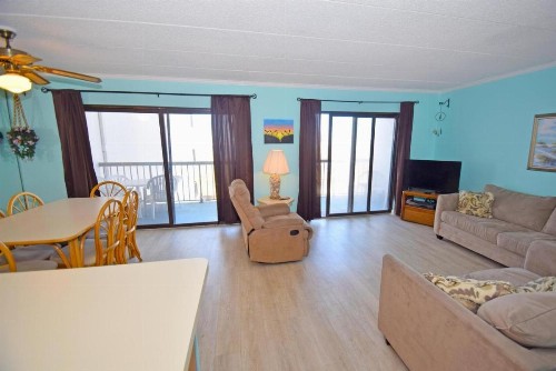 Bay Princess 211 - image 5