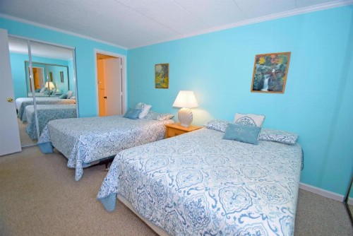 Bay Princess 211 - image 8