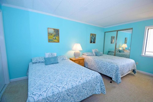 Bay Princess 211 - image 9