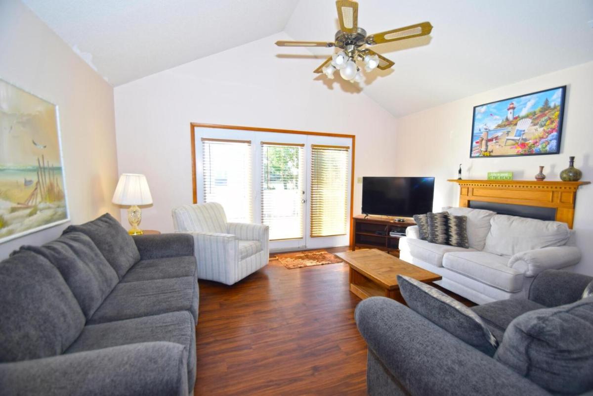 Fountain Road 13701 - image 4