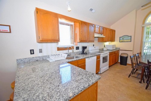 Fountain Road 13701 - image 8