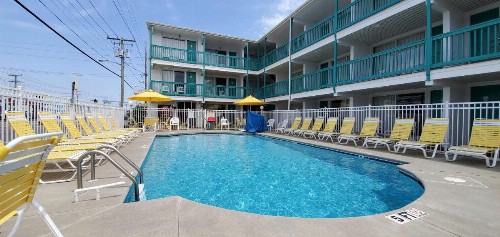 Shangri-La Motel - image 6