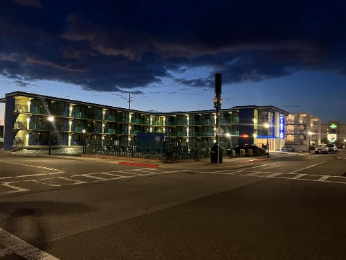 Executive Motel - image 3