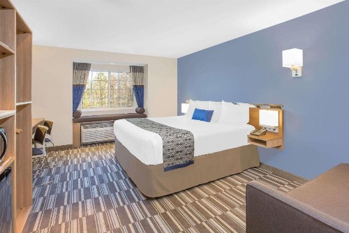 Microtel Inn & Suites by Wyndham Ocean City - image 9