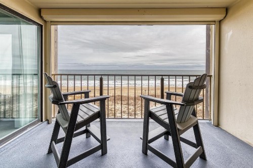 Salty Sands - image 10