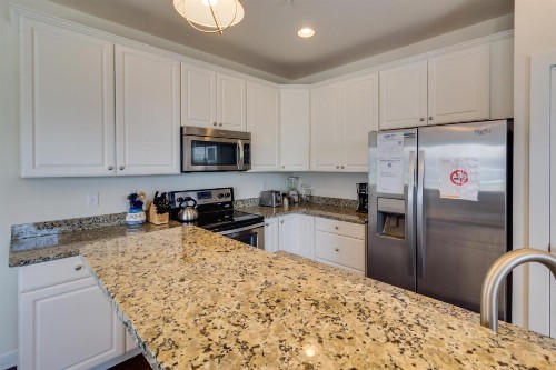Broad Marsh Beach House - image 12