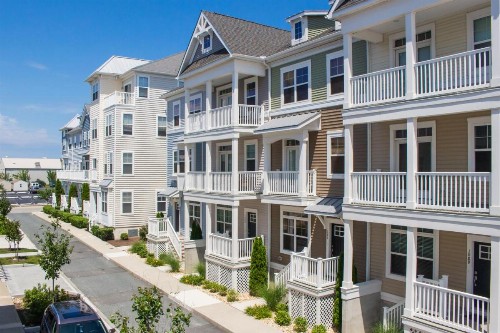 Broad Marsh Beach House - image 6