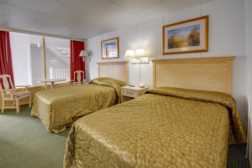 Empress Motel - image 15