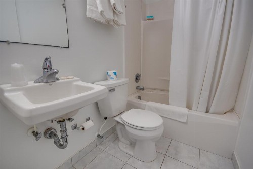 Empress Motel - image 16