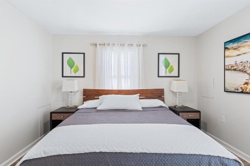 Lukas Apartments - image 16