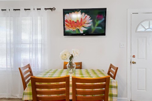 Lukas Apartments - image 4