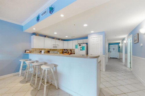 Island Breeze - image 8