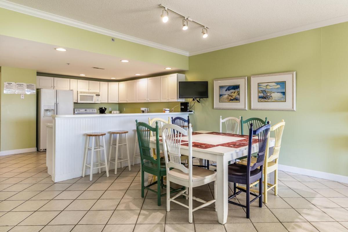 Astoria Condos - image 6