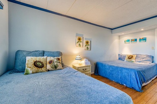 Marigot Beach Condo - image 8