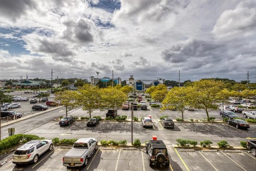 Marigot Beach Condo - image 9