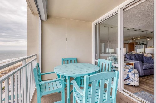 Carousel Condos - image 7