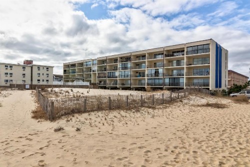 Beach Lofts - image 7