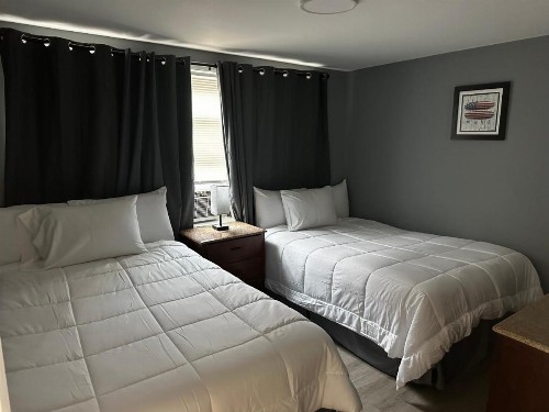 Atlantic Breeze Motel & Apartments - image 21