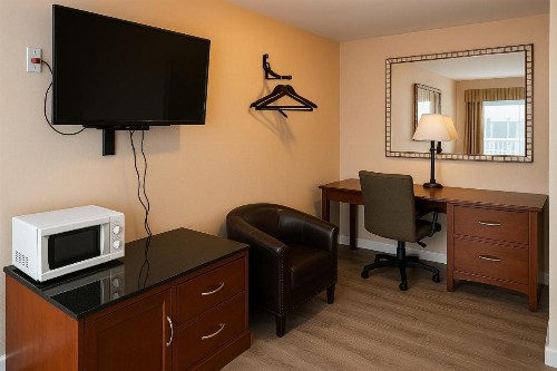 Atlantic Breeze Motel & Apartments - image 8