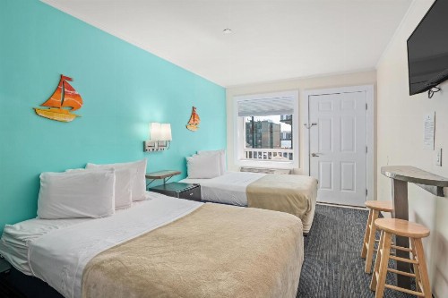 Beach Bum Inn - image 33