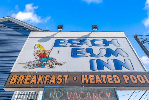 Beach Bum Inn - image 36