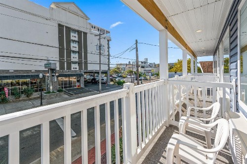 Beach Bum Inn - image 39