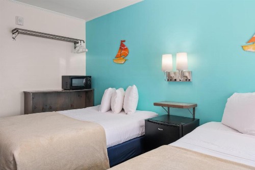Beach Bum Inn - image 47